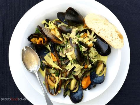 Steamed Mussels in White Wine (Video) - Peter's Food Adventures