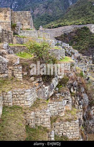 Built as a summer palace for the Inca royal Pachacuti, Machu Picchu ...