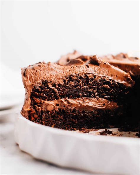 Top 2 Moist Chocolate Cake Recipes