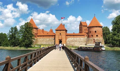 Have You Ever Heard About The Trakai Castle? Here's Why You Should ...