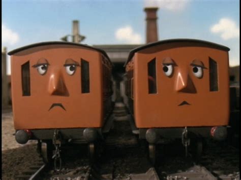 Annie and Clarabel | Railway Season Wiki | FANDOM powered by Wikia