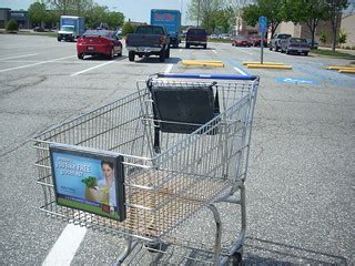 Old Kroger cart | An old Kroger shopping cart in Newport New… | Flickr