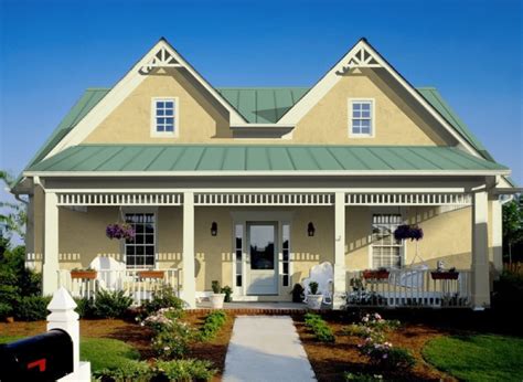 6 Colors to Pair With Green Metal Roof - Heaven Gables