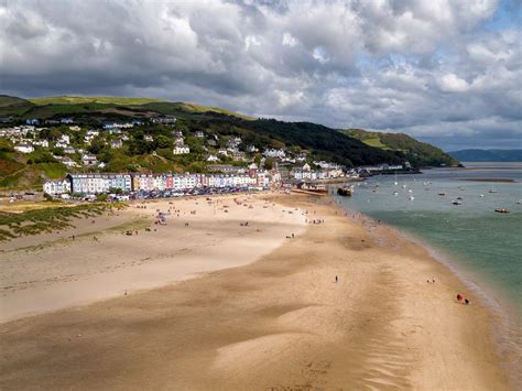 Aberdyfi | Aberdovey Beach | VisitWales