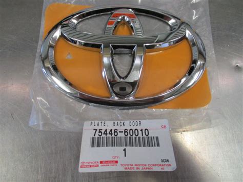 Toyota Genuine Rear Toyota Emblem New Part – Half Price Parts - Car ...