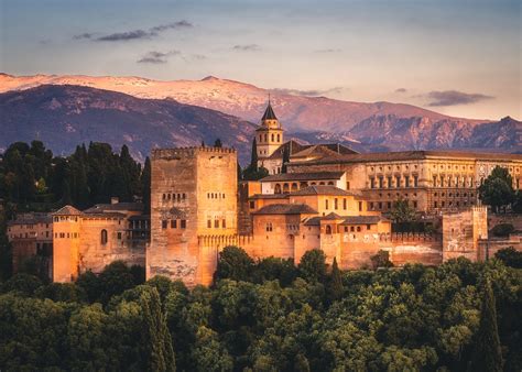 Alhambra Sunset | Granada, Spain [OC] : r/travel