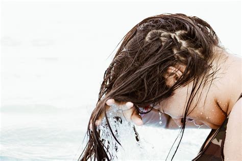 How To Treat A Scabby Scalp: A Step-By-Step Guide