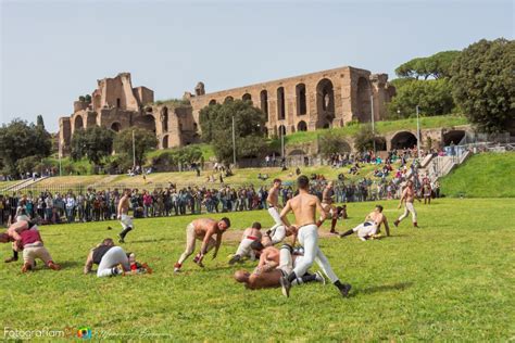 The Italian Association "Harpastum – ancient Roman calcio" is ...