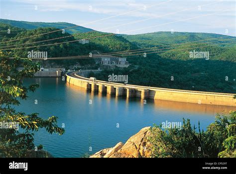 Zimbabwe Kariba Dam Stock Photo - Alamy