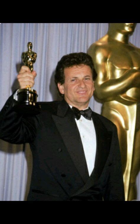 🎈63th Oscars 1990 / Joe Pesci with his Best sup actor Oscar won for ...