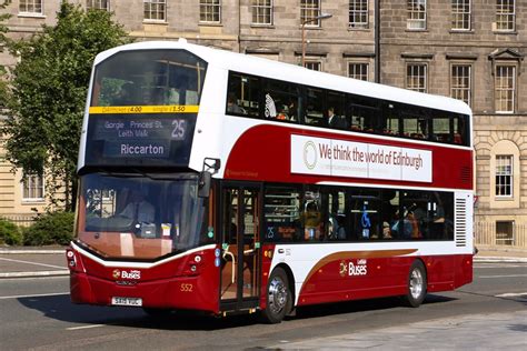 Lothian Buses screens | RailUK Forums