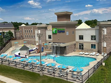 Wisconsin Dells Hotel near Lake Delton | Holiday Inn Express Wisconsin ...