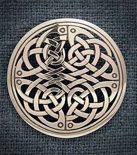 SILVER CELTIC BROOCH - Isle of Mull Silver and Goldsmiths