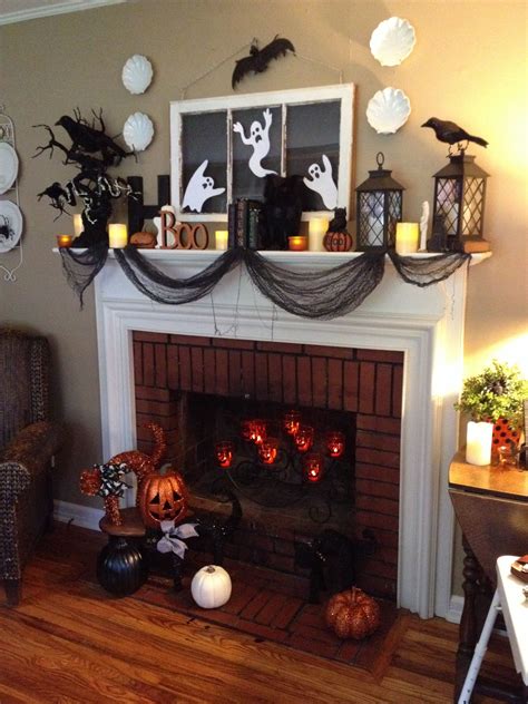 15 Halloween Mantle Decorating Ideas (I especially love the jack-o ...