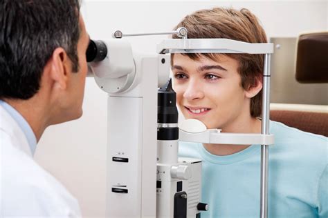 Optometrist Checkup for Your Health