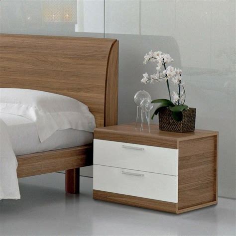 Mesas de madera por noche y otros tipos para dormitorios modernos. (con ...