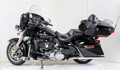 Pre-Owned 2019 Harley-Davidson Touring Electra Glide Ultra Classic FLHTCU