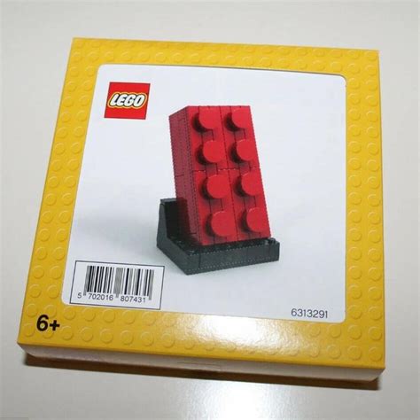 Lego 5006085 Buildable 2x4 Red Brick – Display Frames for Lego Minifigures