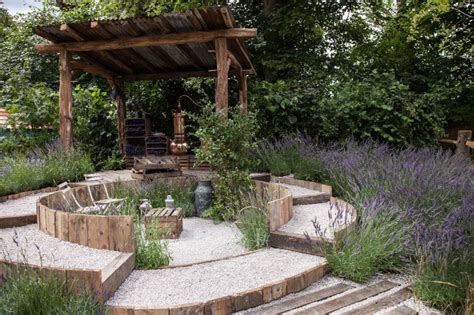 15 Ways To Turn A Backyard Garden Into An Enchanting Sanctuary