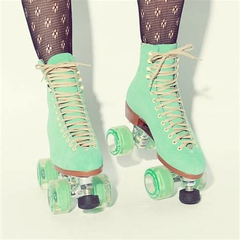 Girls Roller Skates, Roller Skate Shoes, Roller Disco, Roller Skaters ...