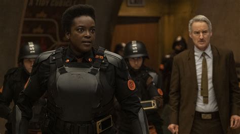 ‘Loki’: Hunter B-15 Actor Wunmi Mosaku on the Time Variance Authority ...