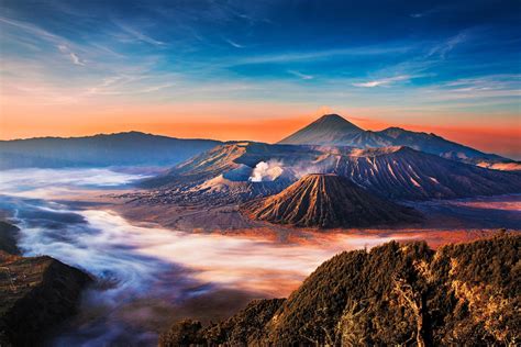 Gambar Pemandangan Gunung Merapi Jogja