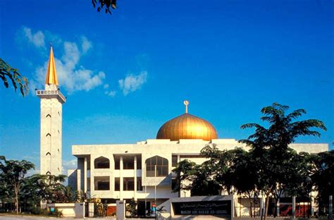 Abu Bakar Al-Siddiq Mosque | Main façade | Archnet