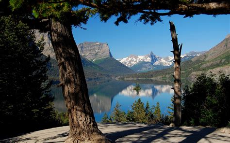 Saint Mary Lake Glacier National Park Montana Lake Island Mountains ...