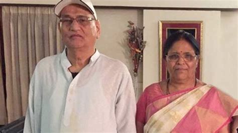 MS Dhoni's parents test negative for COVID-19 after treatment at a ...