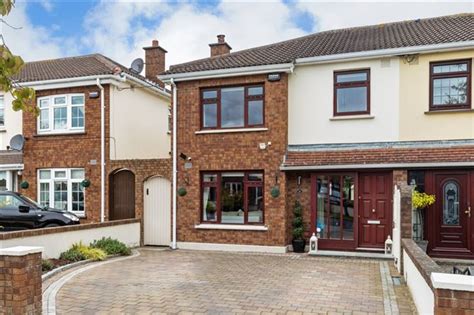 32 Maple Drive, Castleknock, Dublin 15 - DNG Castleknock - 4644442 ...