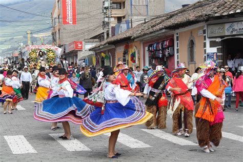 Calendar with Festivities and traditions of Ecuador