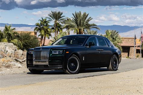 First Drive: 2023 Rolls-Royce Phantom XIII Series II | Driving