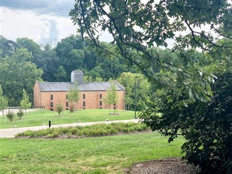 Woodford Reserve Distillery: The Rich History Of A Beloved Kentucky Bourbon