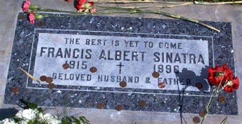 Frank Sinatra singer grave site | Famous tombstones, Famous graves, Sinatra