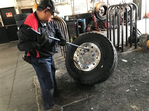 How to: Mount a Truck Tire – McCoy Truck Tires