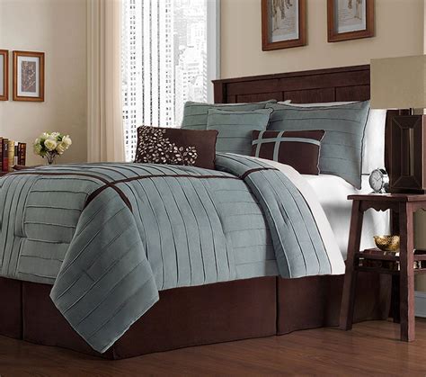 Amazon.com: Victoria Classics Ellington 7-Piece Comforter Set, King ...