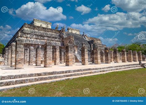 Temple of the Warriors in Chichen Itza, Quintana Roo, Mexico. Mayan ...