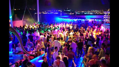 Marmaris Nightlife - Crazy beach party in Içmeler - Marmaris / Turkey ...