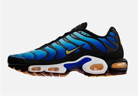 The Nike Air Max Plus "Hyper Blue" Returns Along With More OG Colorways