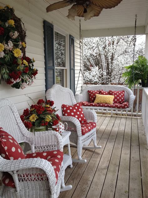 Ready for Spring with the most adorable front porch decorating ideas ...