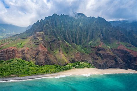 Kauai Helicopter Tour Of The Na Pali Coast (DOORS OFF!) - Trypnfall.com