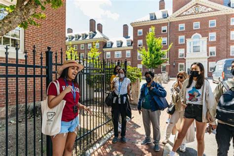 Boston: Harvard University Guided Walking Tour with Student | GetYourGuide