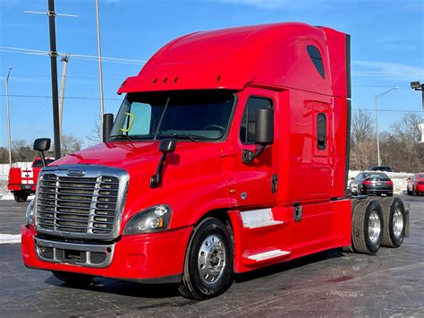 Used 2016 Freightliner Cascadia 125 Evolution Sleeper - Cummins ISX 450 ...