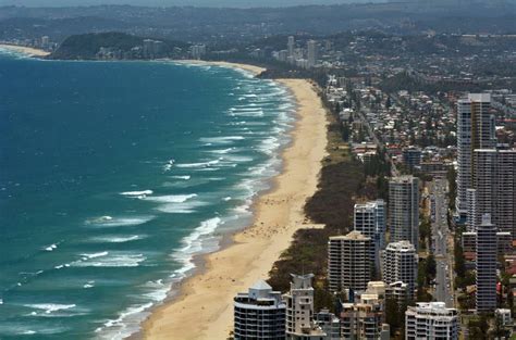 Beach weather in Surfers Paradise, Gold Coast, Australia in November