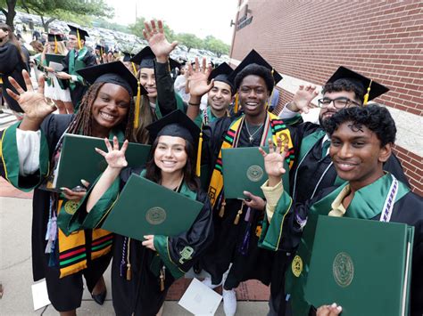 Commencement Video Archives | Commencement | Baylor University