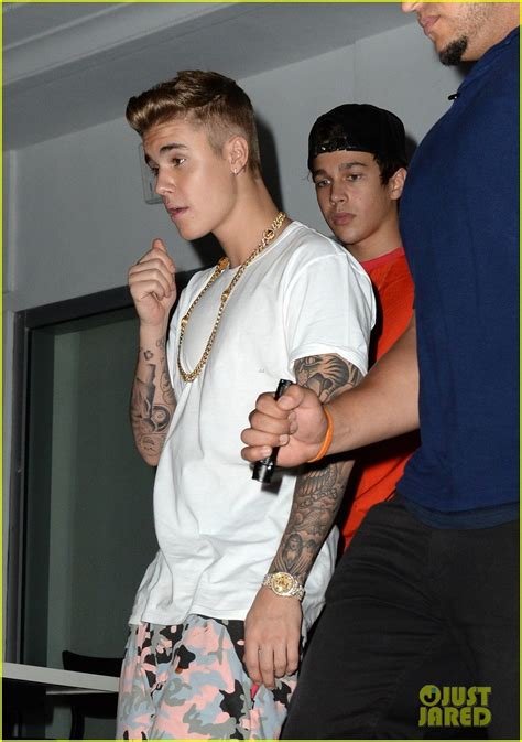 Justin Bieber Treats Austin Mahone to Dinner for 18th Birthday!: Photo ...