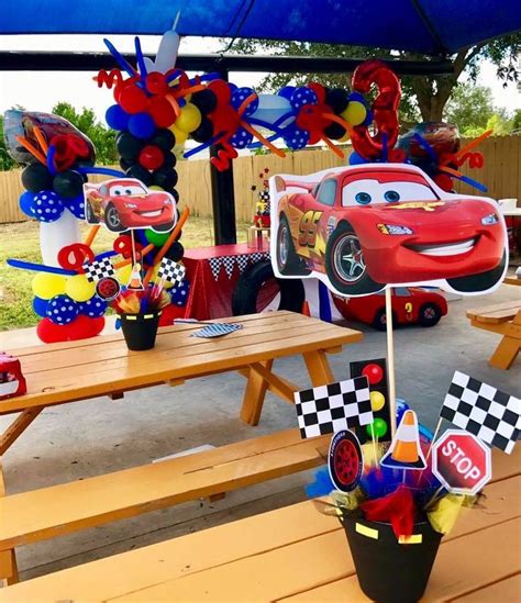 Lightning McQueen | Cars birthday parties, Cars birthday party ...