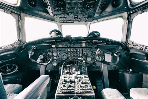 DC-8 Cockpit Foto & Bild | luftfahrt, oldtimer-flugzeuge, verkehr ...