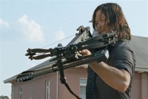 The Walking Dead season 7 episode 10: Did you spot Daryl's reunion ...