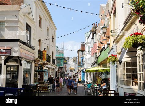 George Street in Hastings Old Town, East Sussex, UK Stock Photo - Alamy